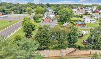 901 Bedford Ave, Altavista, VA 24517