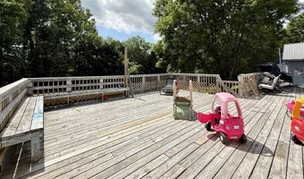 111 Washington St, Baileyville, ME 04694