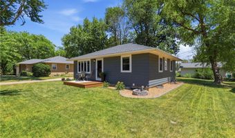 1204 Columbus Ave, Albert Lea, MN 56007