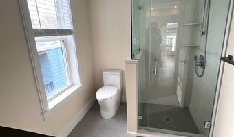 22 Rogers St 4, Boston, MA 02127