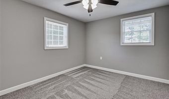 604 Hemlock Dr, Asheboro, NC 27205