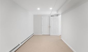 17 Doire Rd, Cumberland, RI 02864