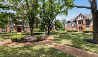 927 Claytonbrook Dr 3, Ballwin, MO 63011