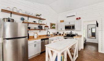 2152 NE 120TH Pl, Anthony, FL 32617