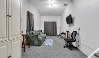 46 Bowline St, Beachwood, NJ 08722