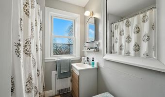 85 Peck St, Berlin, CT 06037