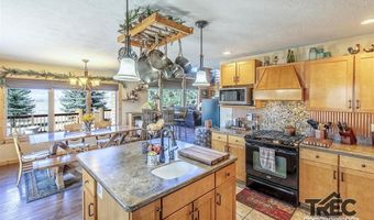 312 Road 8VE, Clark, WY 82435