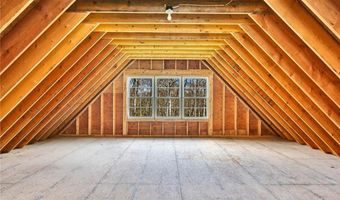63 Forrest Ln, Charlestown, RI 02813