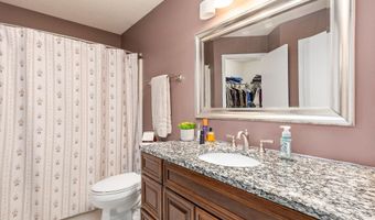 123 Dooley Ct SW, Altoona, IA 50009