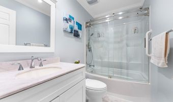 4 Brightwood Ln, Bedminster, NJ 07921