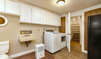 128 Cedar Ln, Beacon Falls, CT 06403