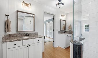 195 Shawnee Trl, Aurora, OH 44202