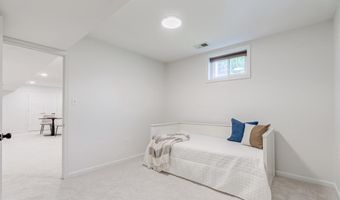 43968 BIDWELL Ct, Ashburn, VA 20147