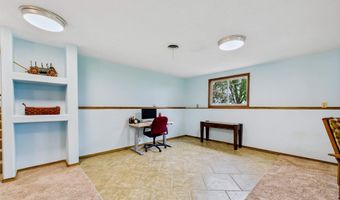 48124 268th St, Brandon, SD 57005