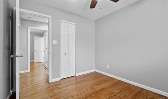 113 Roland Ave, Ballwin, MO 63021