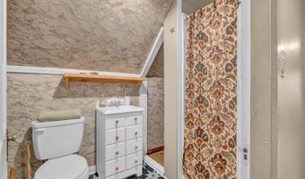 21 Laurel Ave, Auburn, ME 04210