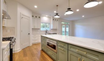 1947 Clark Dr, Tucker, GA 30084