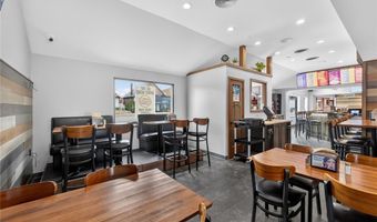 8713 Gravois Rd, Affton, MO 63123