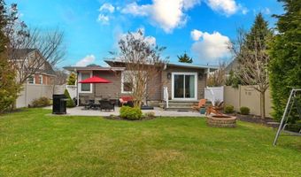 17 Central Ave, Amityville, NY 11701