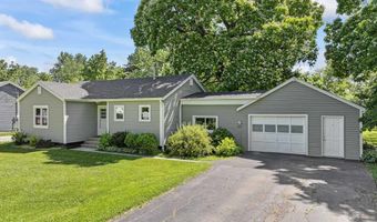 41073 N 1st St, Antioch, IL 60002