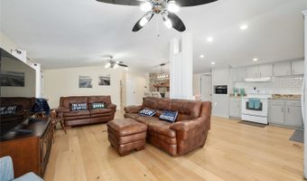 7870 SW 25TH Pl, Bell, FL 32619