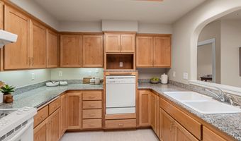 989 Golden Aspen Pl, Ashland, OR 97520
