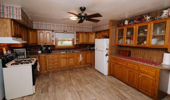 1002 A St, Aurora, NE 68818