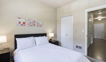 13925 SW MERIDIAN St 202, Beaverton, OR 97005