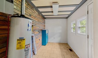 537 S Jefferson Ave, Aurora, MO 65605