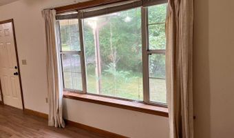75 Moore Ave, Batesville, AR 72501