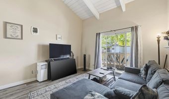 2566 White Oak Pl 6, Escondido, CA 92027