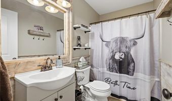 14711 NE State Route E Hwy, Adrian, MO 64720