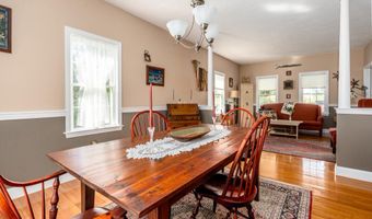 7 Mizzen Ln, Bourne, MA 02532