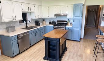 1660 SWORD, Adrian, MI 49221