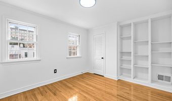 2420 I St NW, Washington, DC 20037