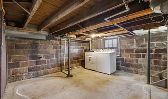 518 E Liberty St, Ashland, OH 44805