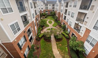 4850 EISENHOWER Ave 418, Alexandria, VA 22304