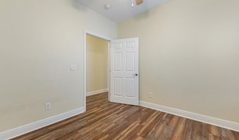 318 Saint Francis St, Bay St. Louis, MS 39520