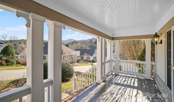 2 Creekside Way, Asheville, NC 28804