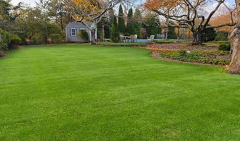 641 Montauk Hwy, Amagansett, NY 11930