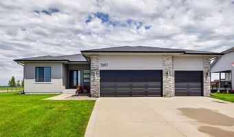 3817 NW Beechwood St, Ankeny, IA 50023