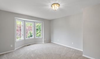 2418 Meadowridge Ct, Ann Arbor, MI 48105