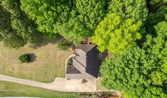 375 LEGGETT Dr, Atoka, TN 38004
