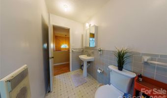 84 Forest Trl, Balsam Grove, NC 28708