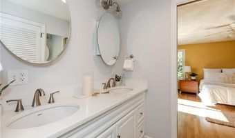 63 Duck Cove Rd, North Kingstown, RI 02852