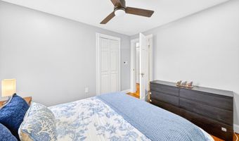 74 Rhinecliff St, Arlington, MA 02476