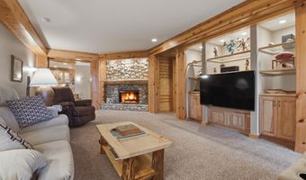 10047 SW 101st St, Auburn, KS 66402