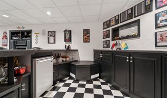 330 W FLORIDA Ave, Appleton, WI 54911