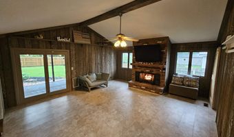 813 W 4th St, Bicknell, IN 47512