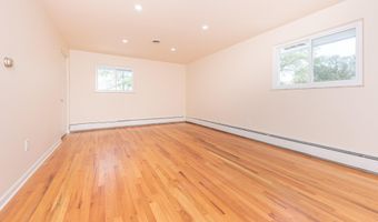 1520 Traver Rd, Ann Arbor, MI 48105